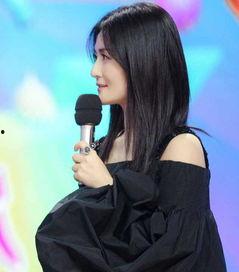 闺蜜在娱乐圈工作吃瓜,闺蜜的“吃瓜”日常